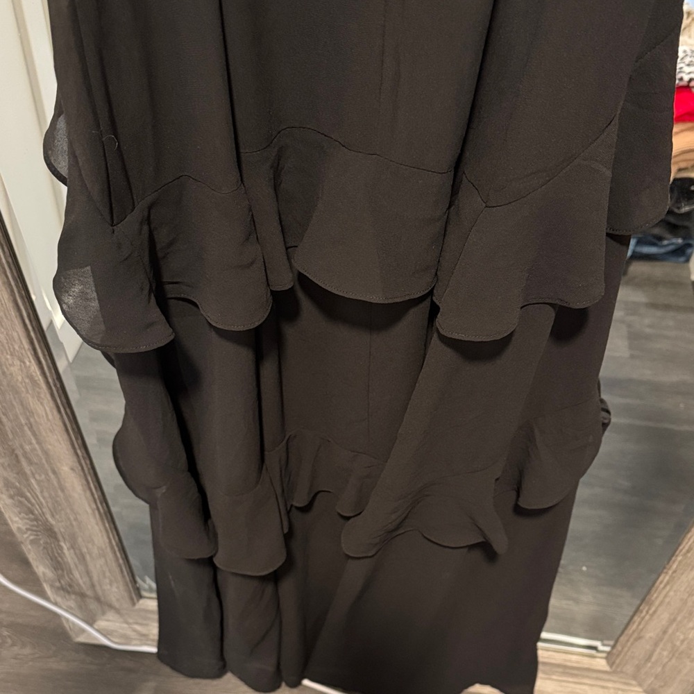 NWT Lulu's Black Ruffle Maxi Dress - Picture 9 of 9